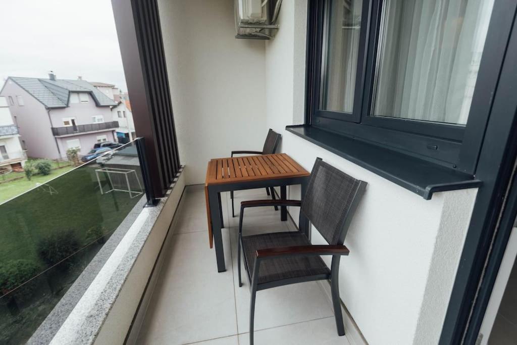 Grgic Apartments - Lux Apt2 - Free Parking ซาเกร็บ ภายนอก รูปภาพ