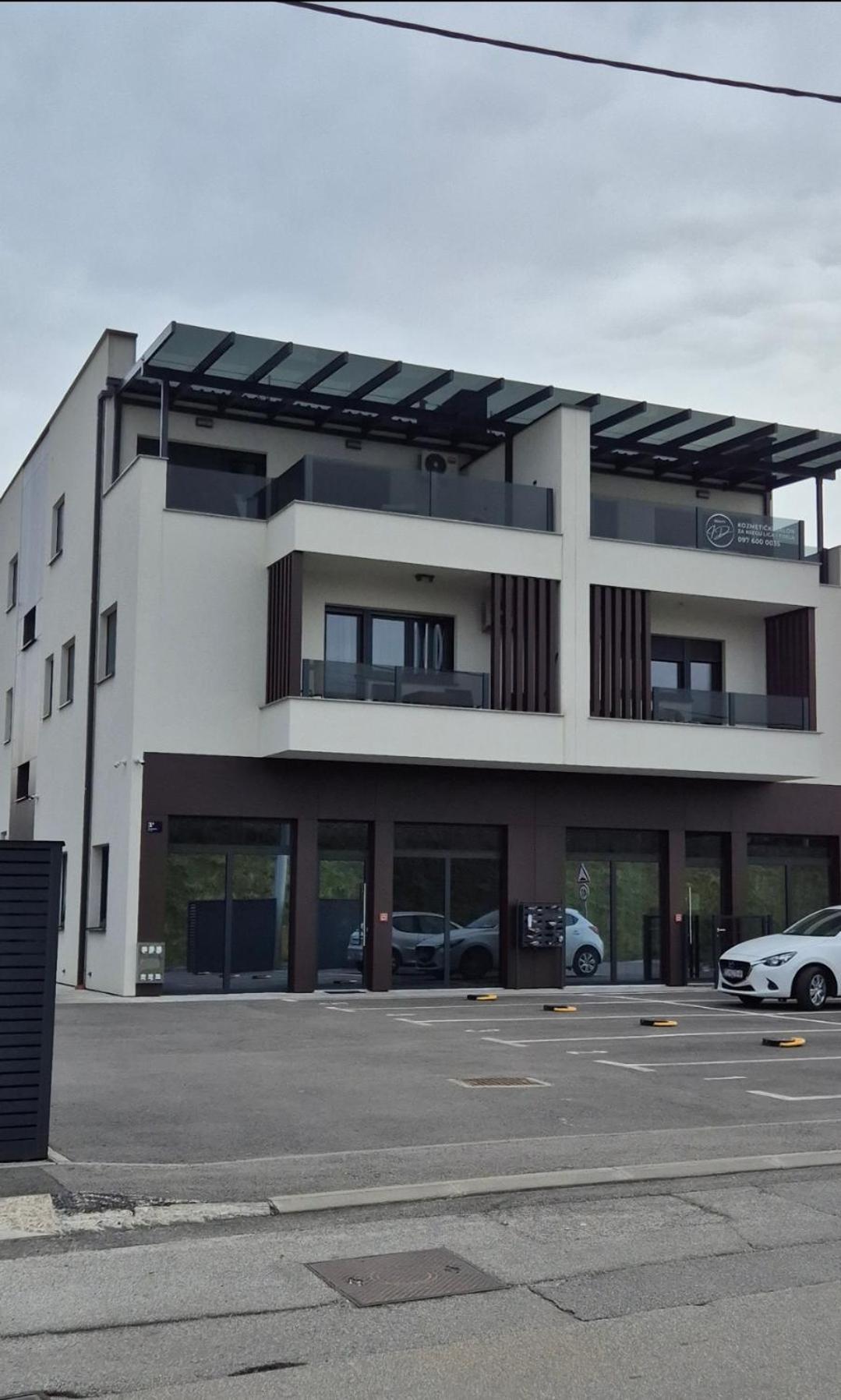 Grgic Apartments - Lux Apt2 - Free Parking ซาเกร็บ ภายนอก รูปภาพ